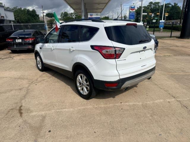 Ford Escape  2018