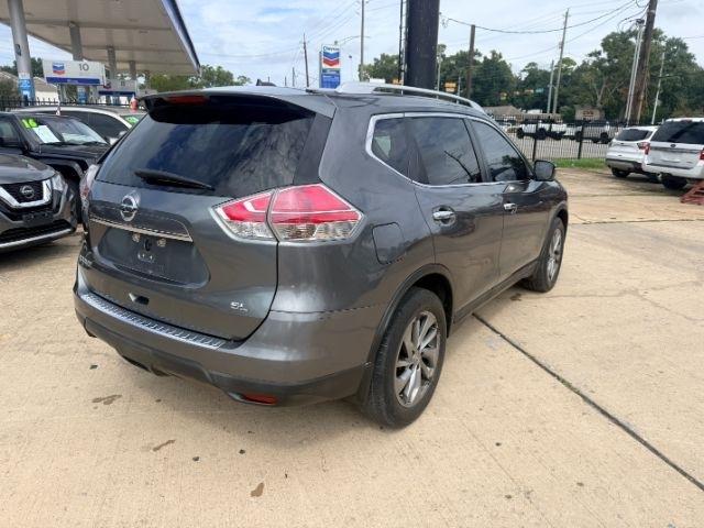 Nissan Rogue  2015