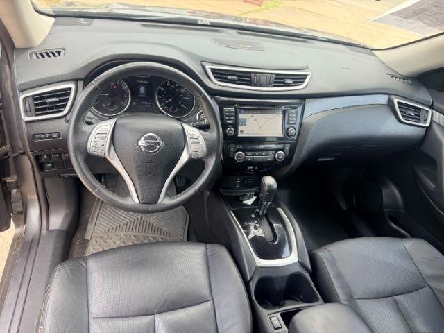 Nissan Rogue  2015