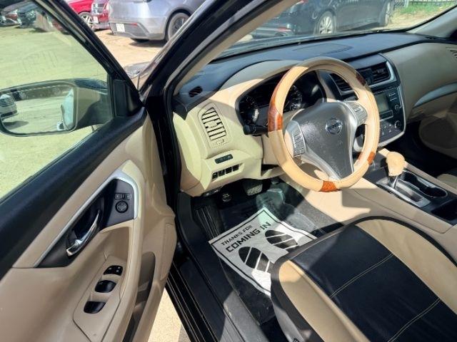 Nissan Altima  2017