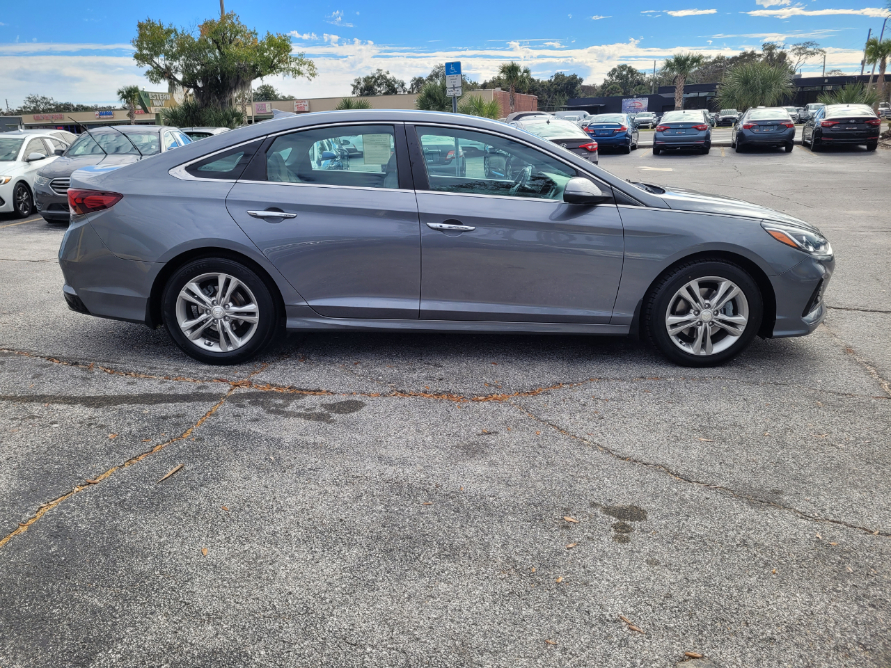 Hyundai Sonata SE 2.4L 2019