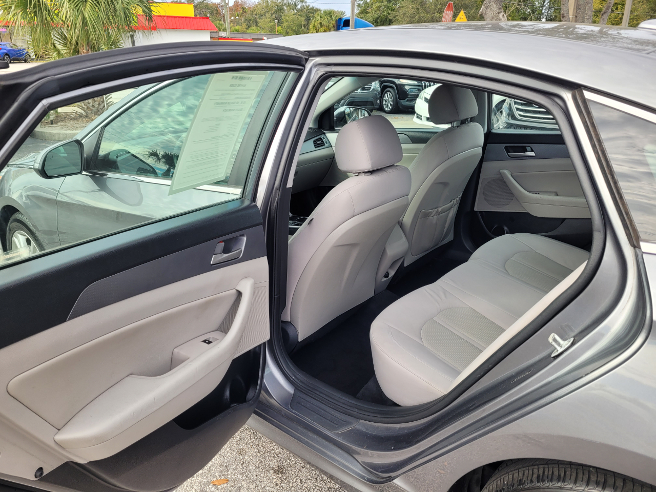 Hyundai Sonata SE 2.4L 2019