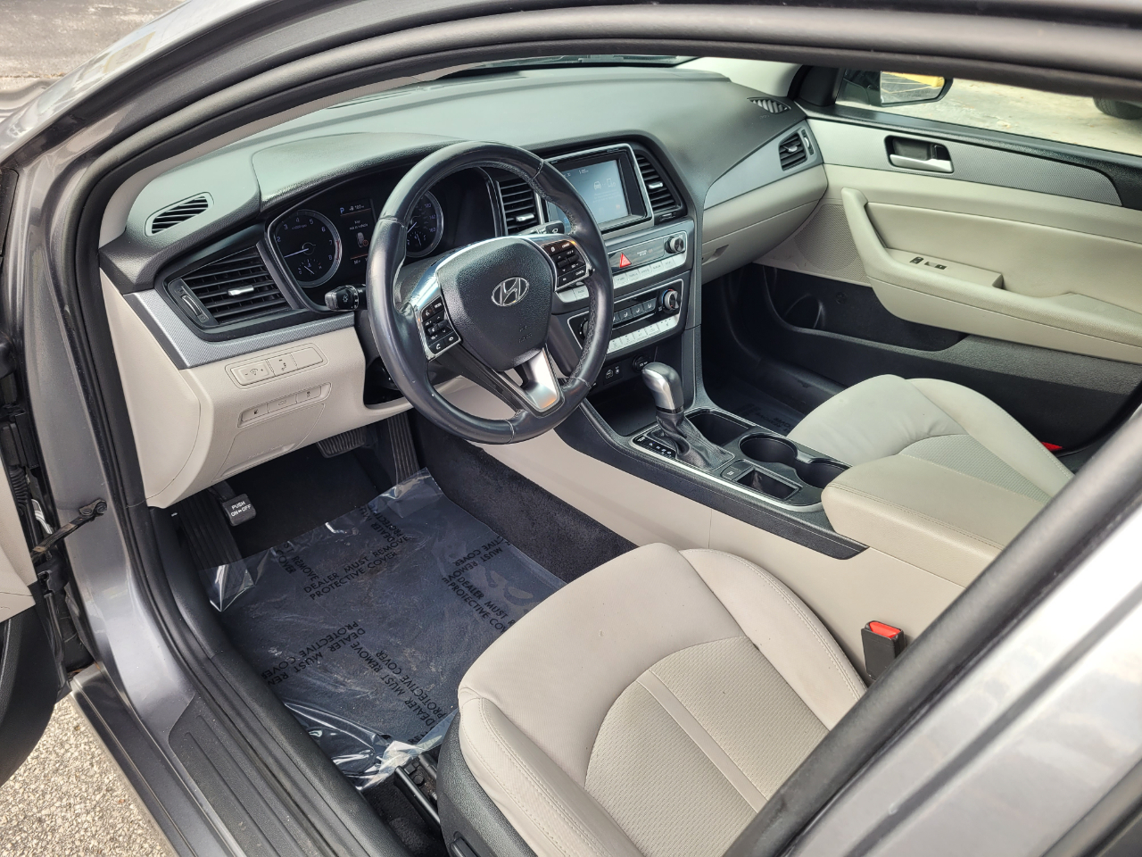 Hyundai Sonata SE 2.4L 2019