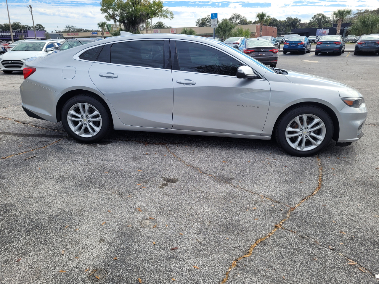 Chevrolet Malibu 4dr Sdn LT w/1LT 2018