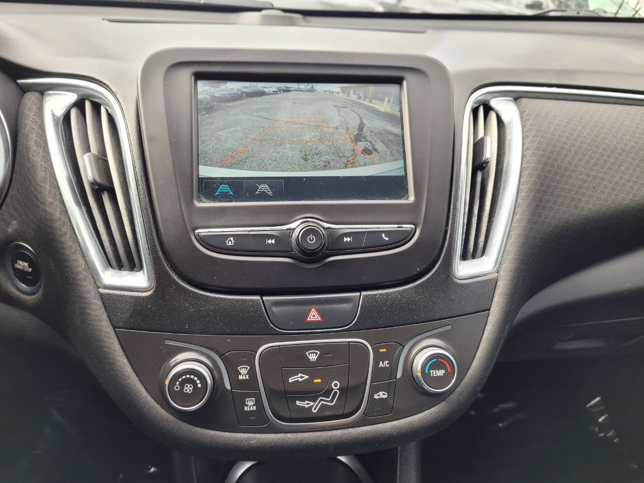 Chevrolet Malibu 4dr Sdn LT w/1LT 2018