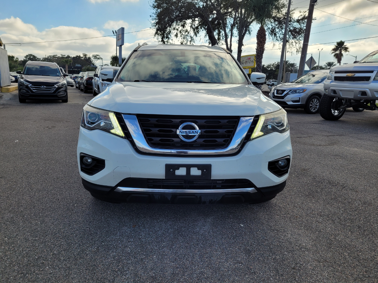 Nissan Pathfinder FWD SL 2020