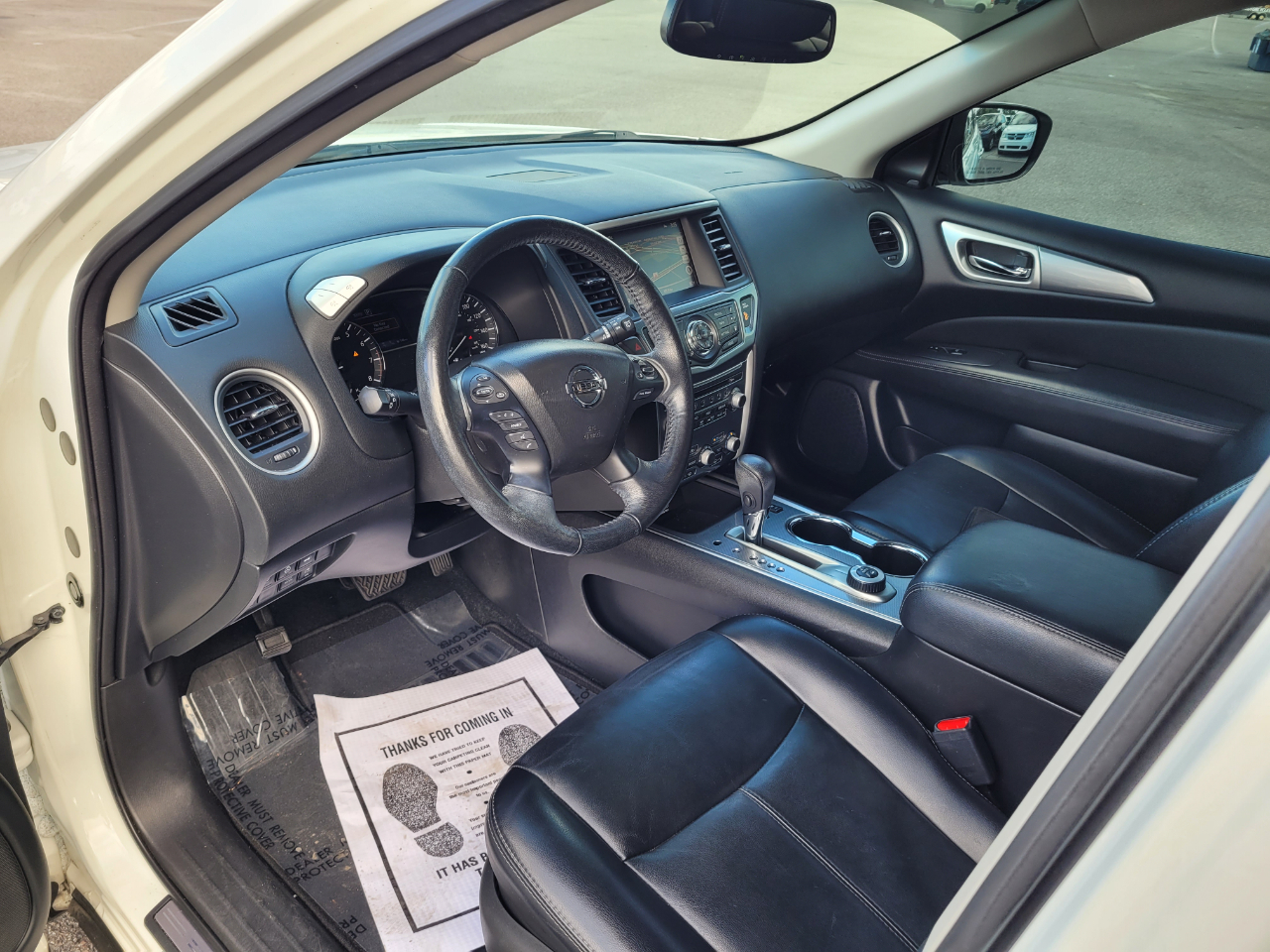 Nissan Pathfinder FWD SL 2020