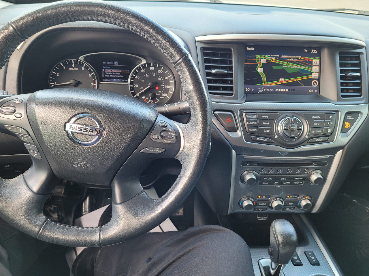 Nissan Pathfinder FWD SL 2020