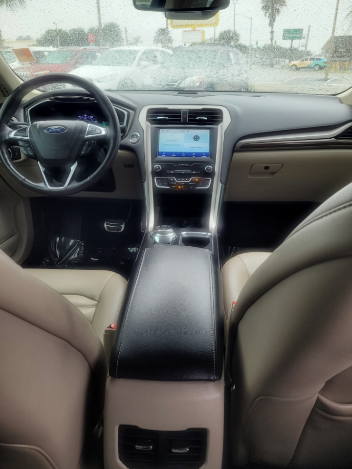 Ford Fusion SEL FWD 2020