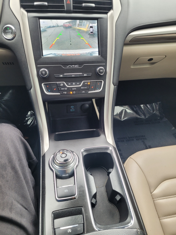 Ford Fusion SEL FWD 2020