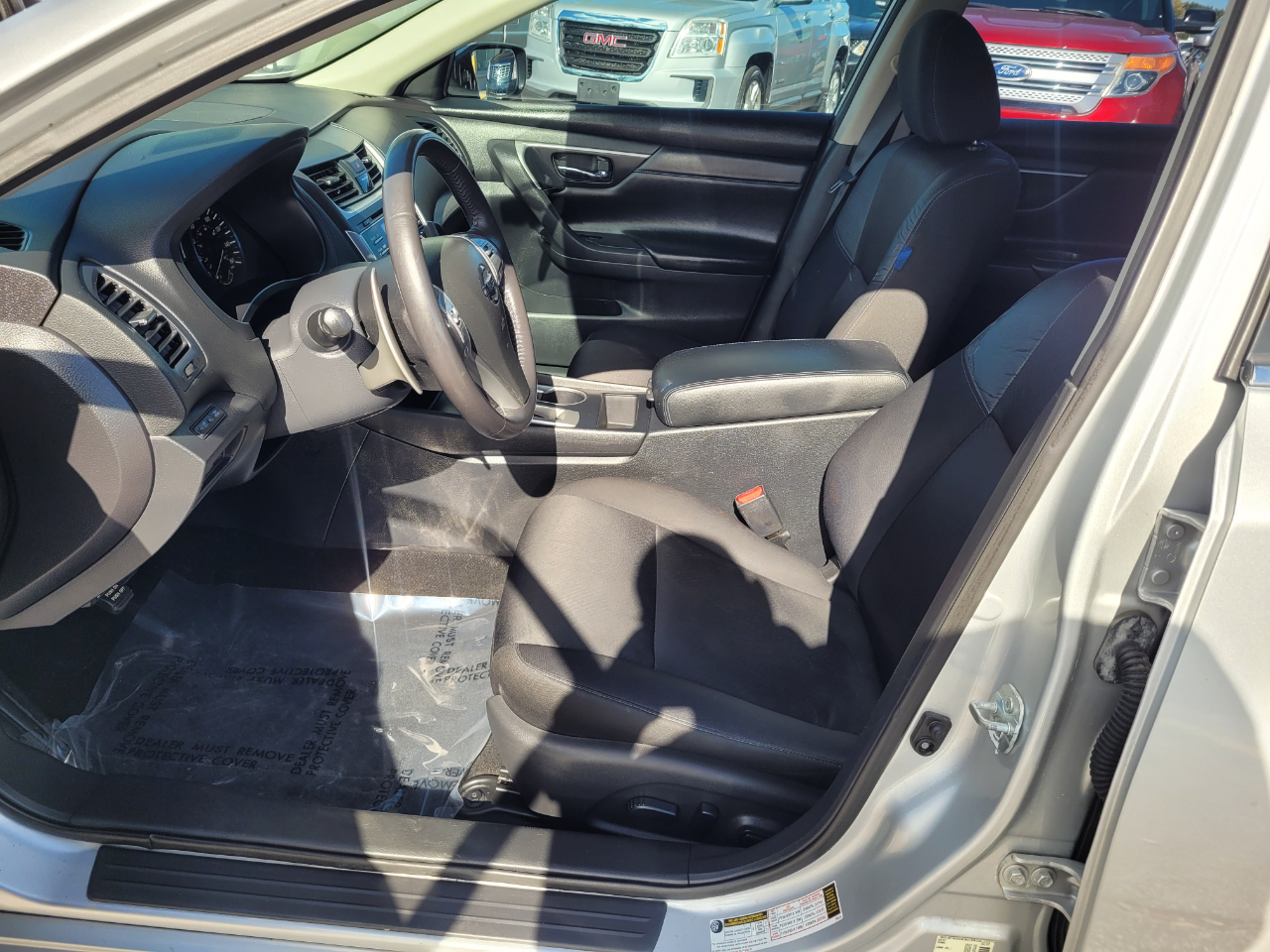 Nissan Altima 2.5 SR Sedan 2017