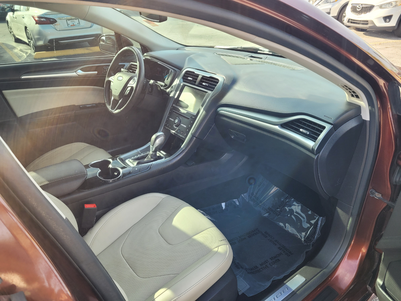 Ford Fusion 4dr Sdn Titanium FWD 2016