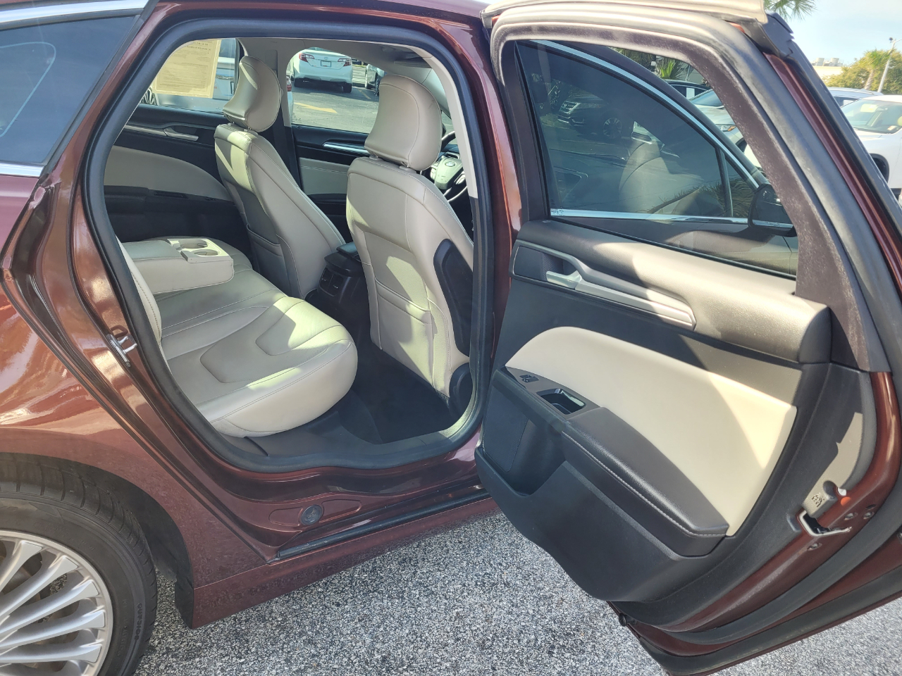 Ford Fusion 4dr Sdn Titanium FWD 2016