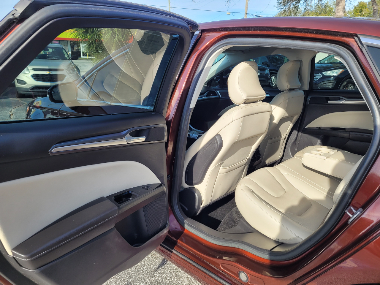 Ford Fusion 4dr Sdn Titanium FWD 2016