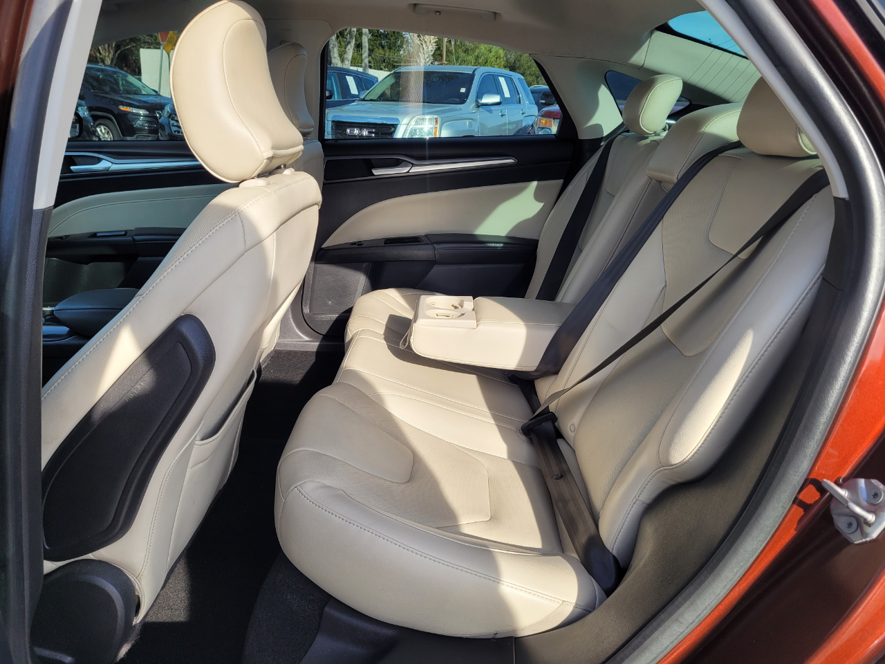 Ford Fusion 4dr Sdn Titanium FWD 2016