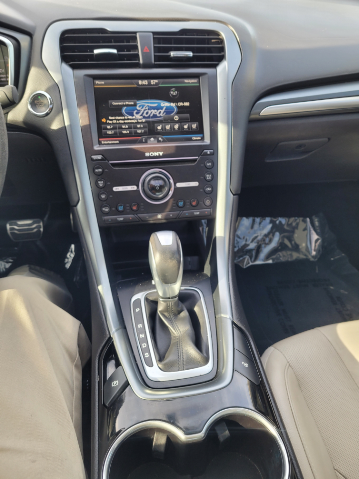 Ford Fusion 4dr Sdn Titanium FWD 2016