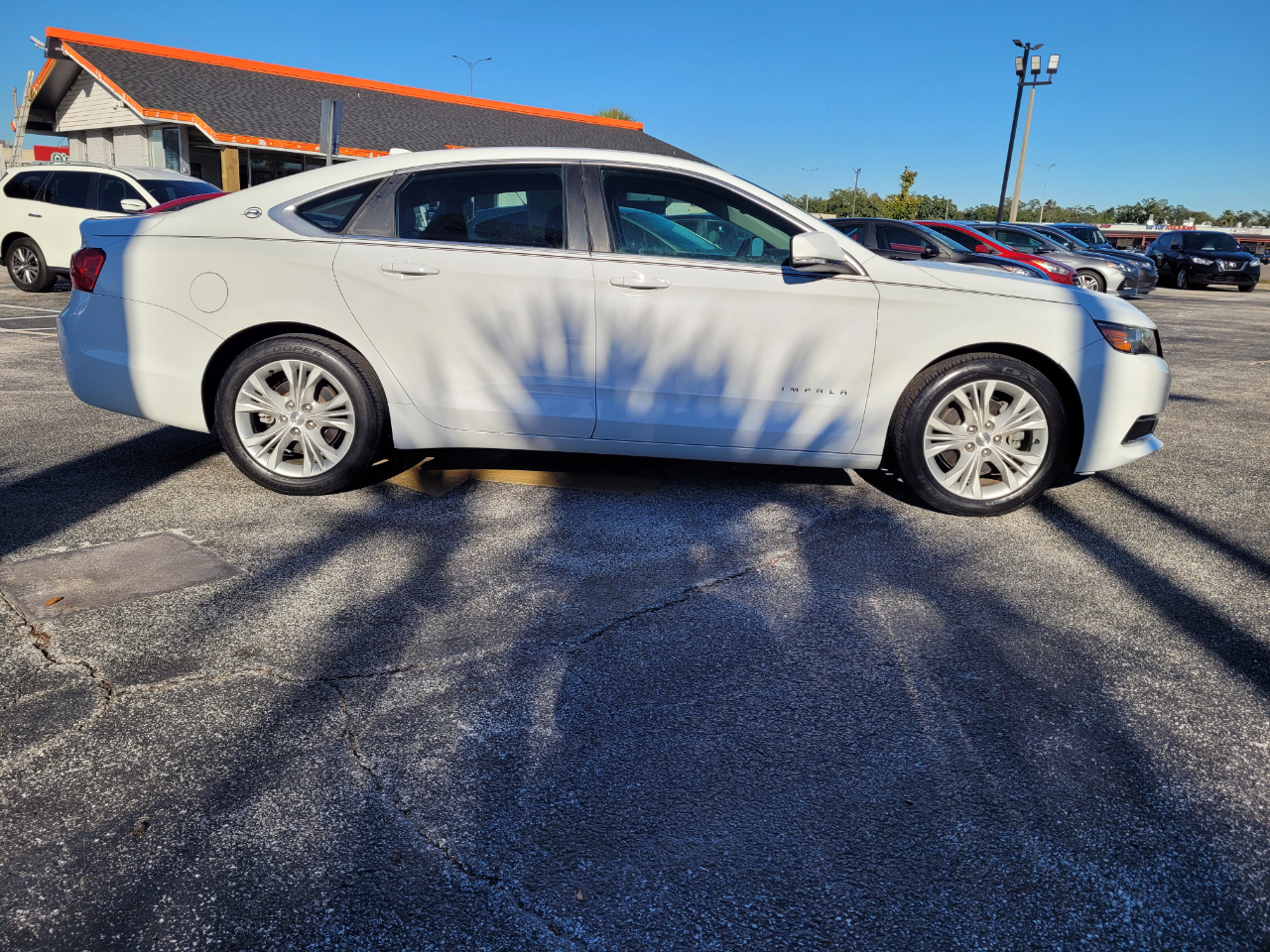 Chevrolet Impala 4dr Sdn LT w/1LT 2014