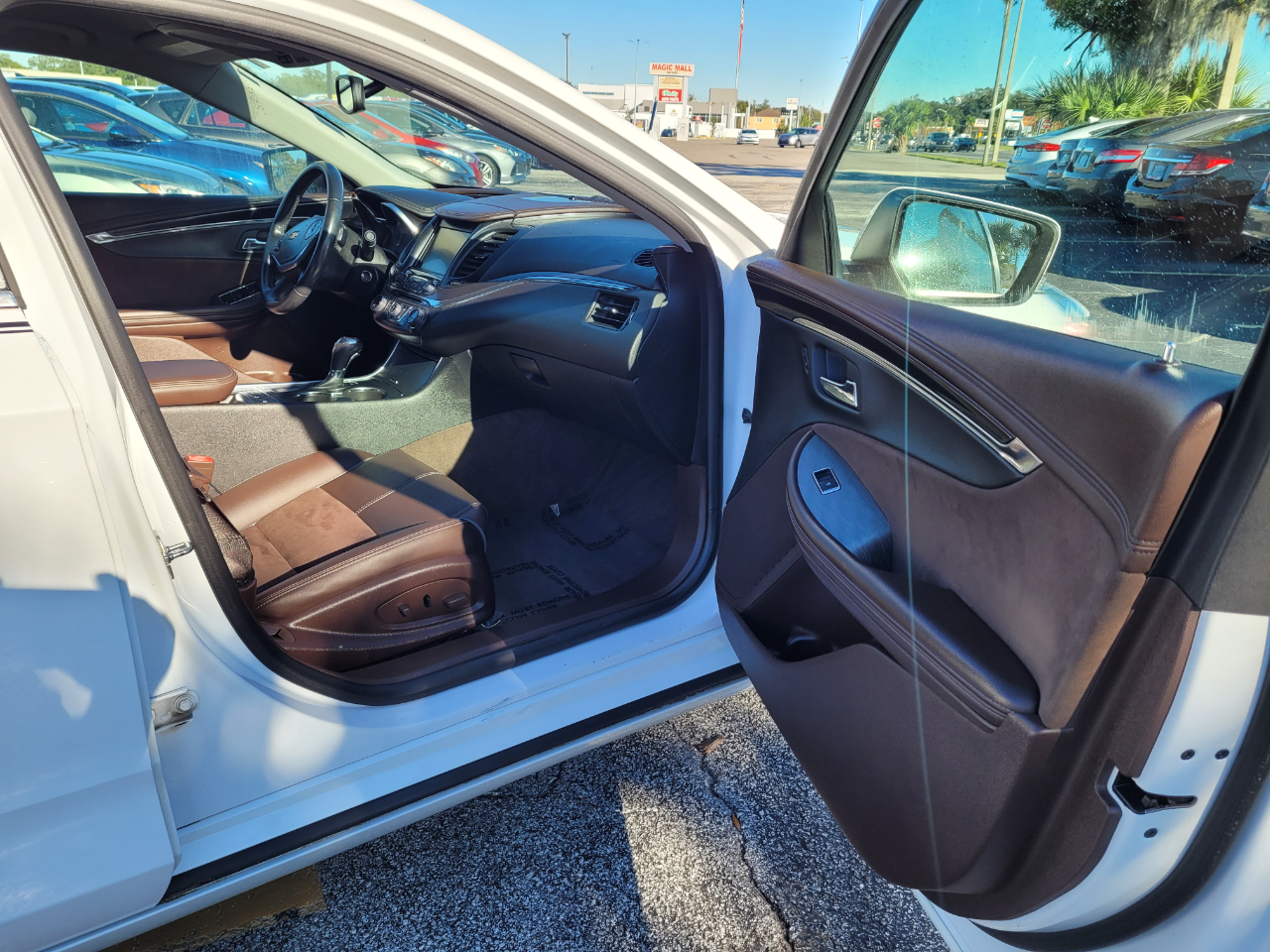 Chevrolet Impala 4dr Sdn LT w/1LT 2014