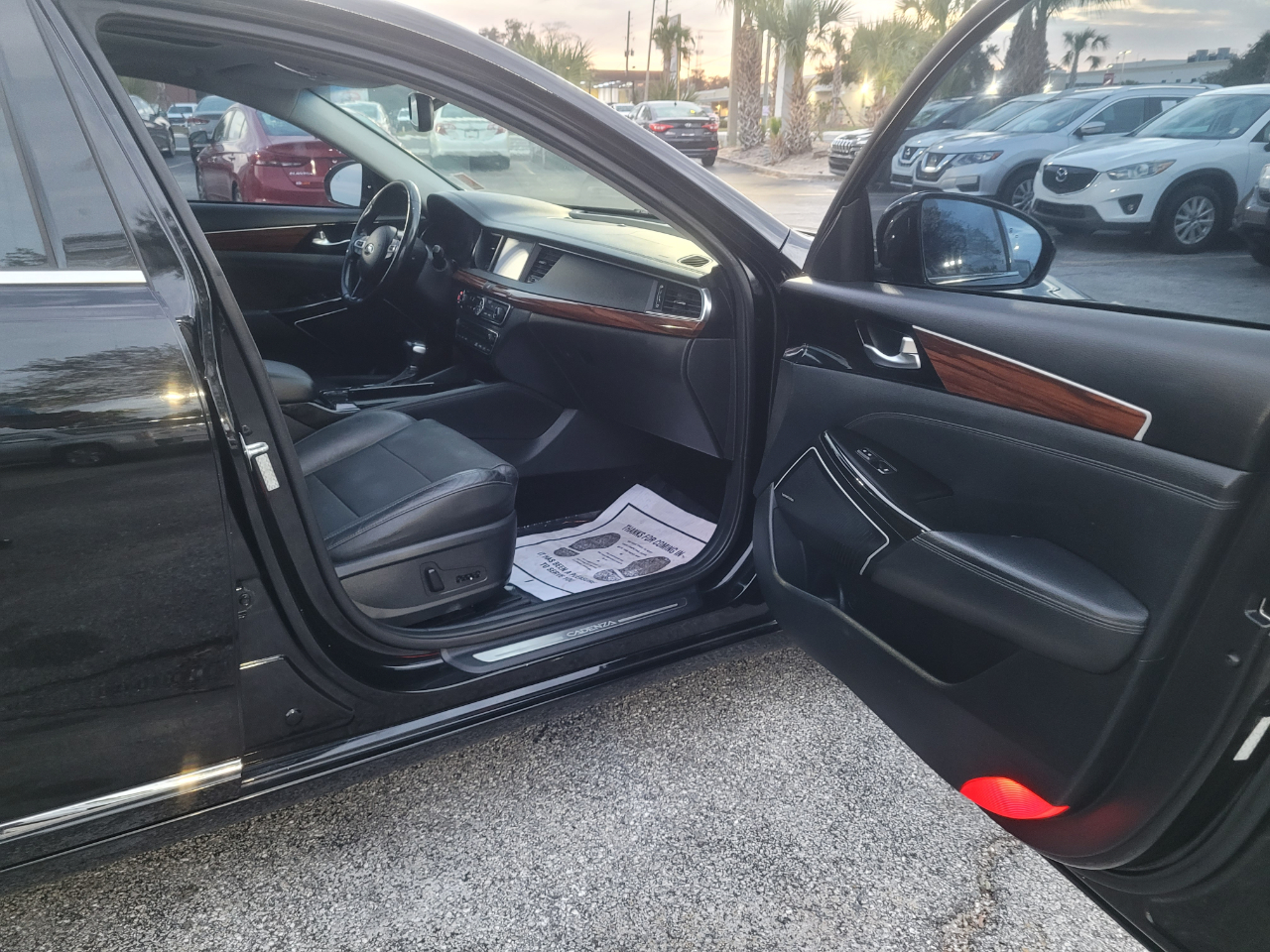 Kia Cadenza Premium Sedan 2017