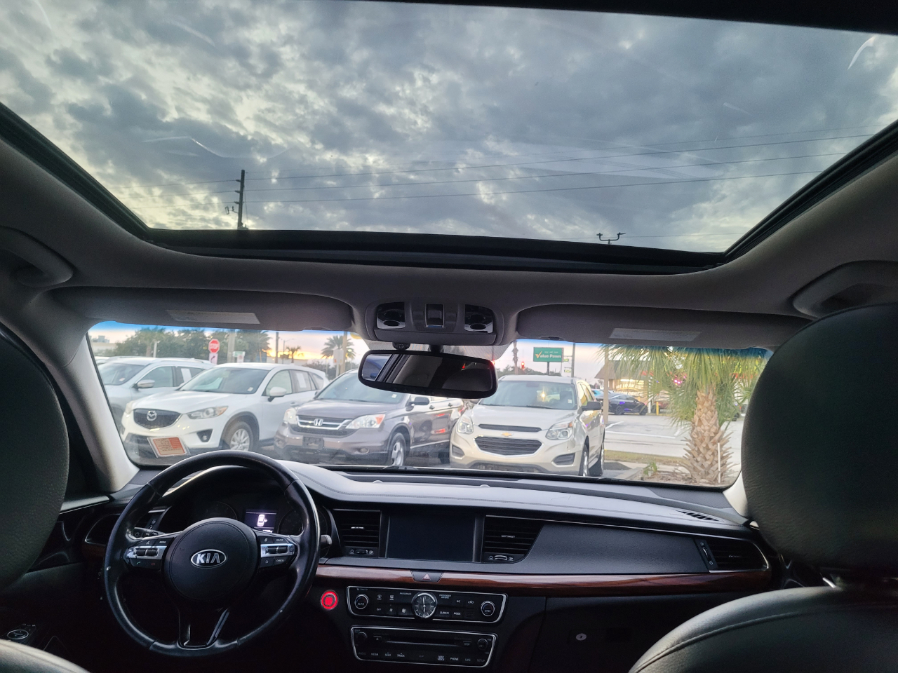 Kia Cadenza Premium Sedan 2017