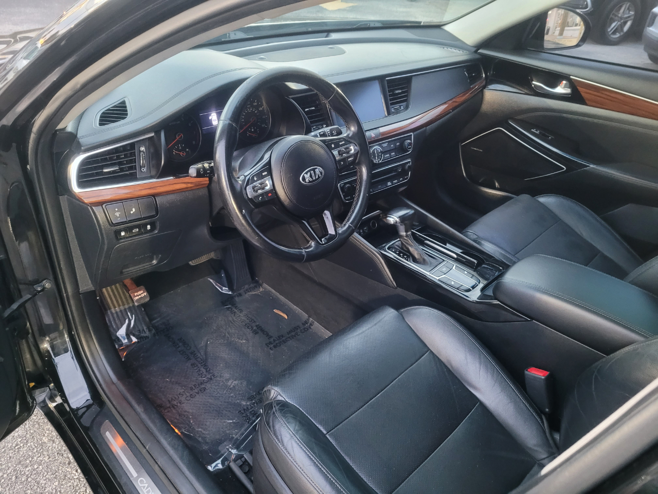 Kia Cadenza Premium Sedan 2017