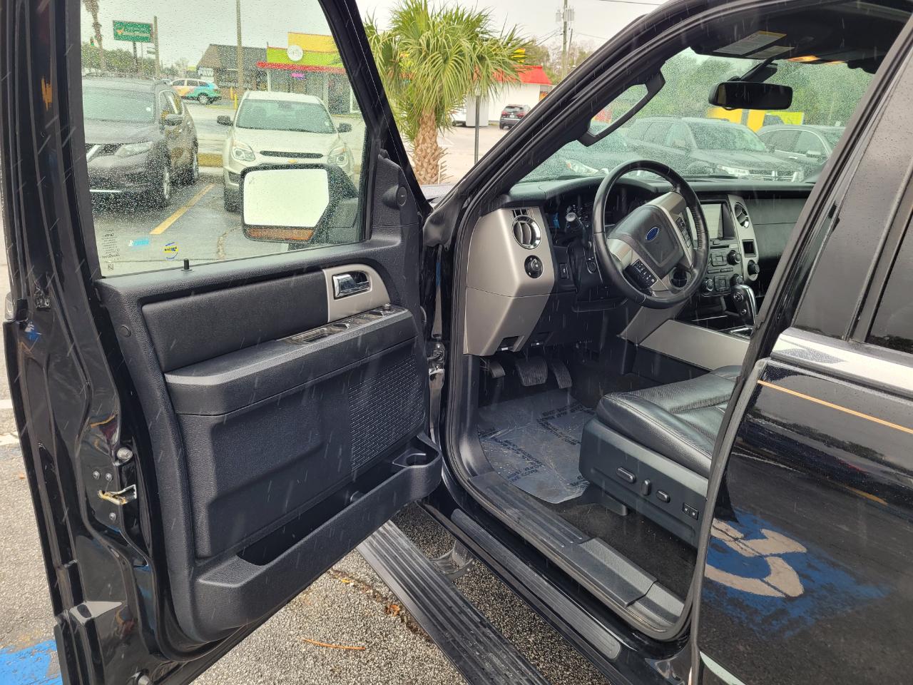 Ford Expedition 2WD 4dr Limited 2016