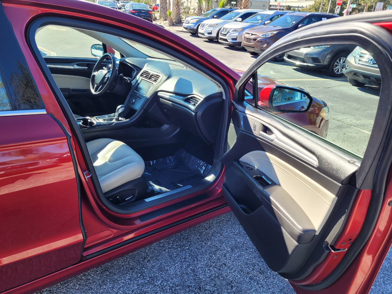 Ford Fusion 4dr Sdn Titanium FWD 2014