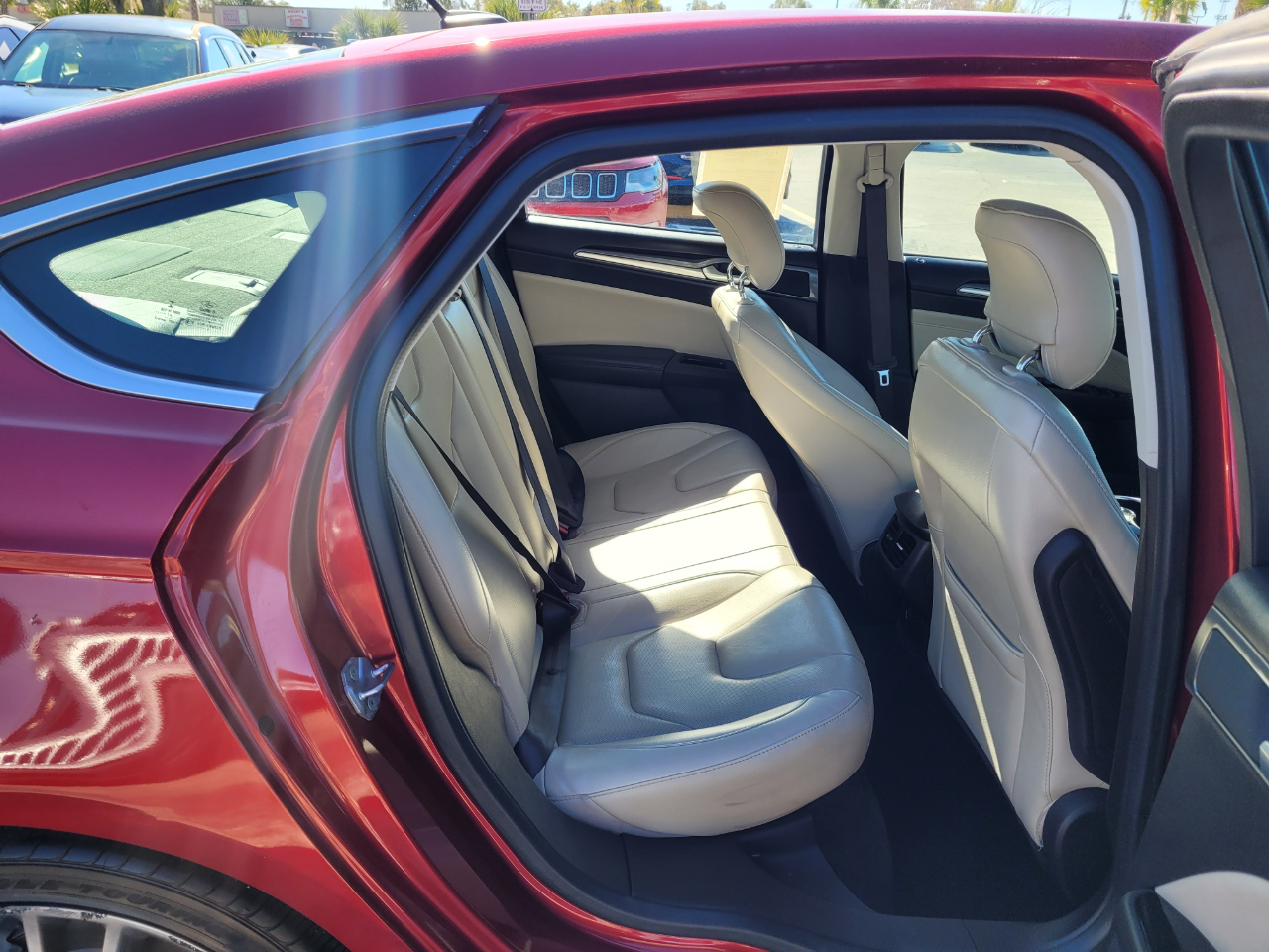 Ford Fusion 4dr Sdn Titanium FWD 2014