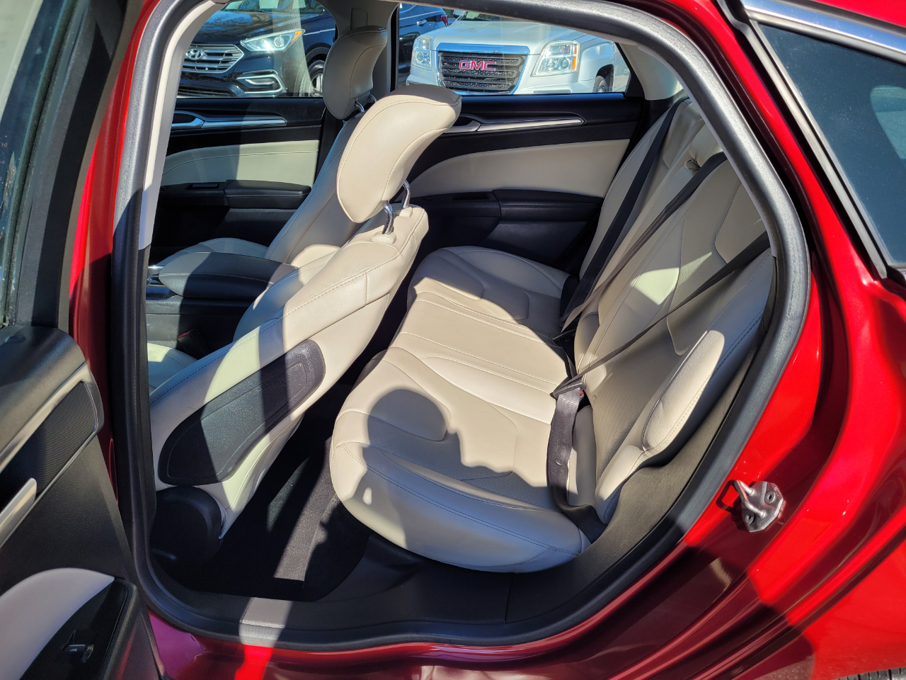 Ford Fusion 4dr Sdn Titanium FWD 2014