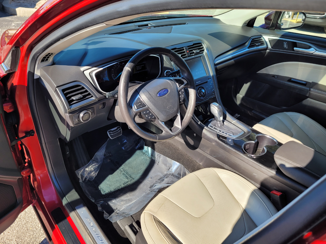 Ford Fusion 4dr Sdn Titanium FWD 2014