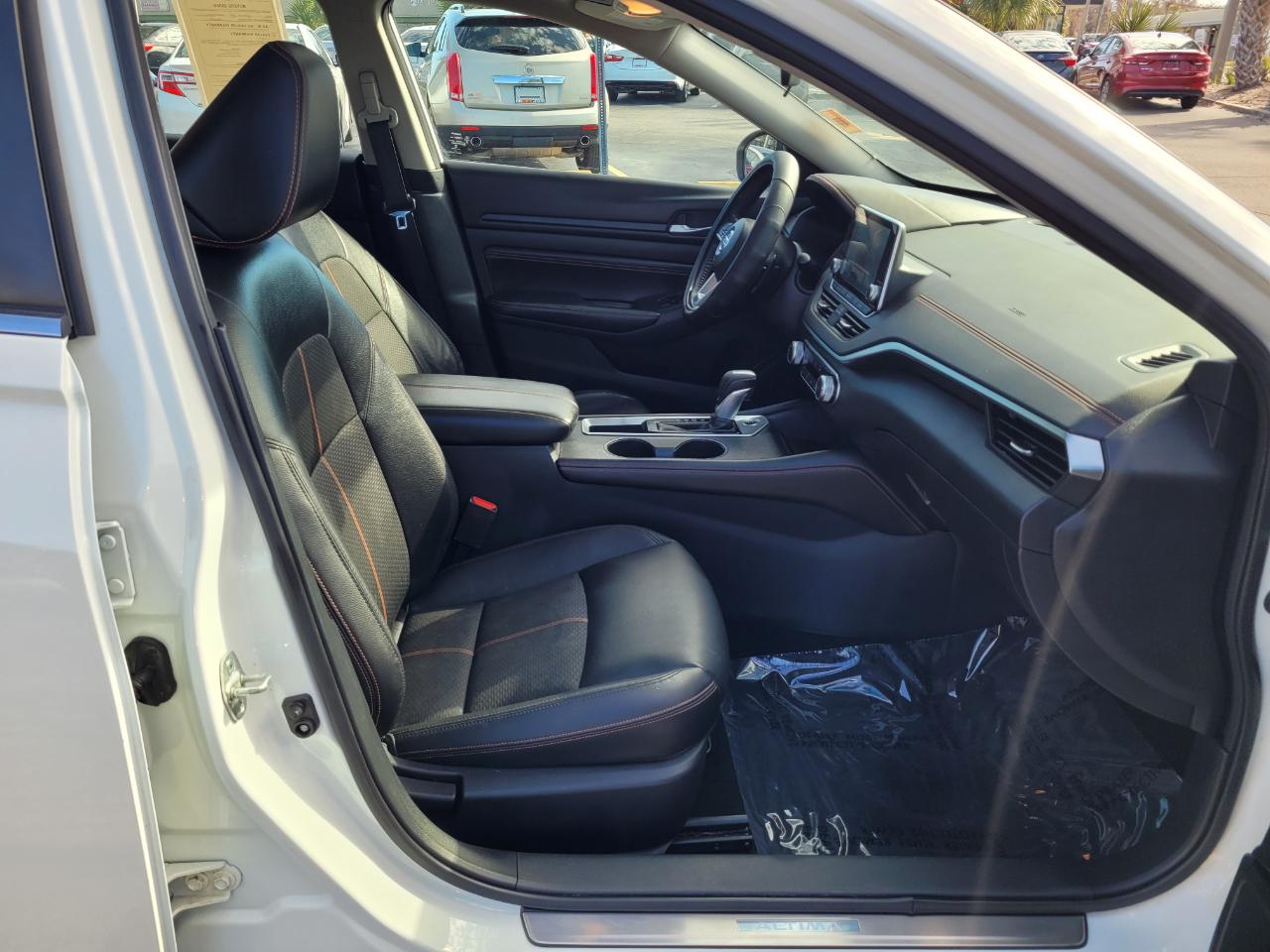 Nissan Altima 2.5 SR Sedan 2019