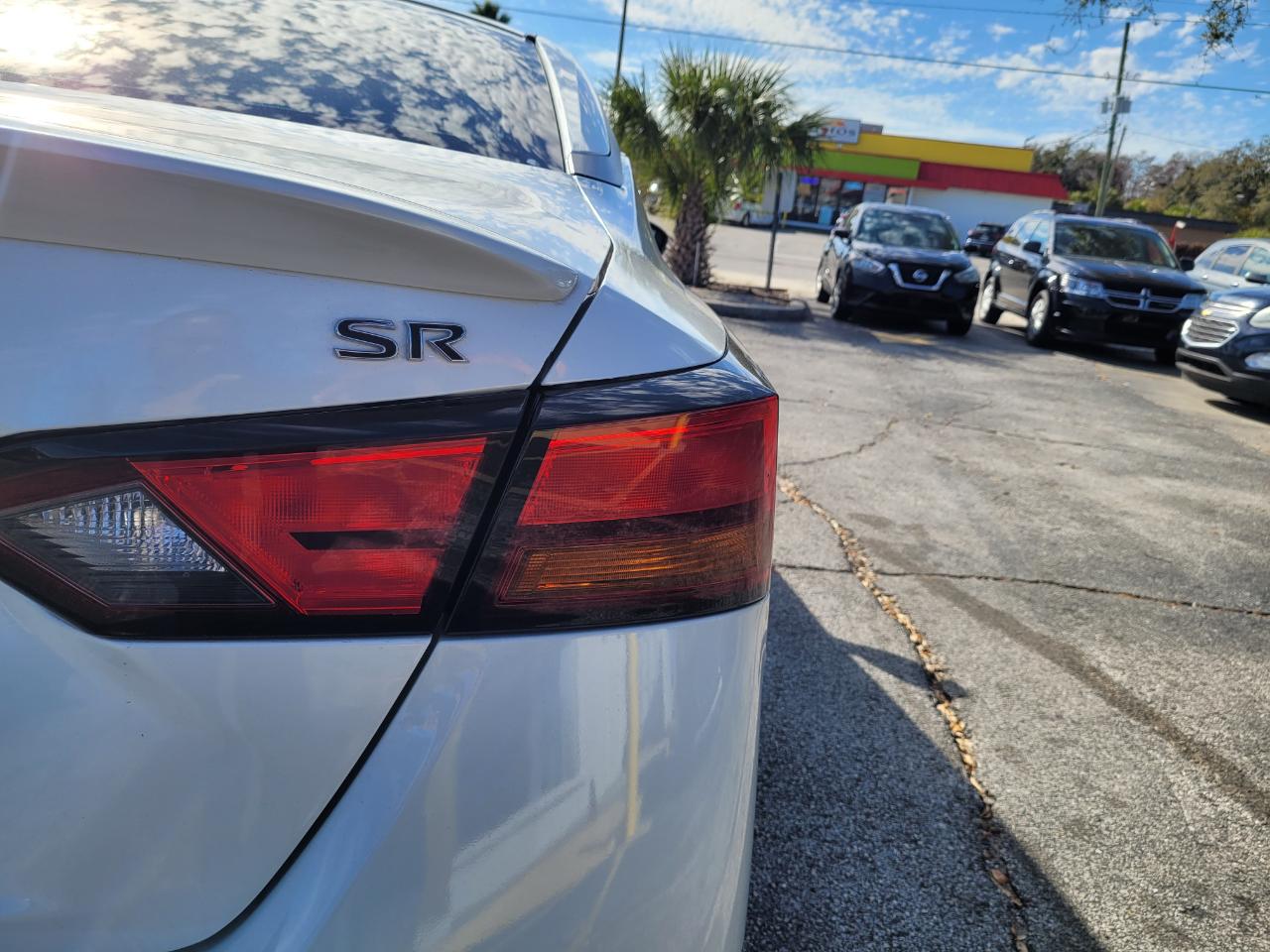 Nissan Altima 2.5 SR Sedan 2019