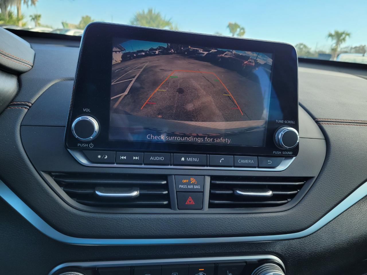 Nissan Altima 2.5 SR Sedan 2019