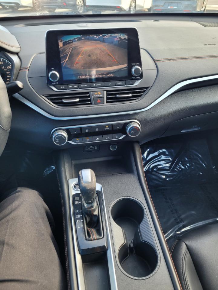 Nissan Altima 2.5 SR Sedan 2019