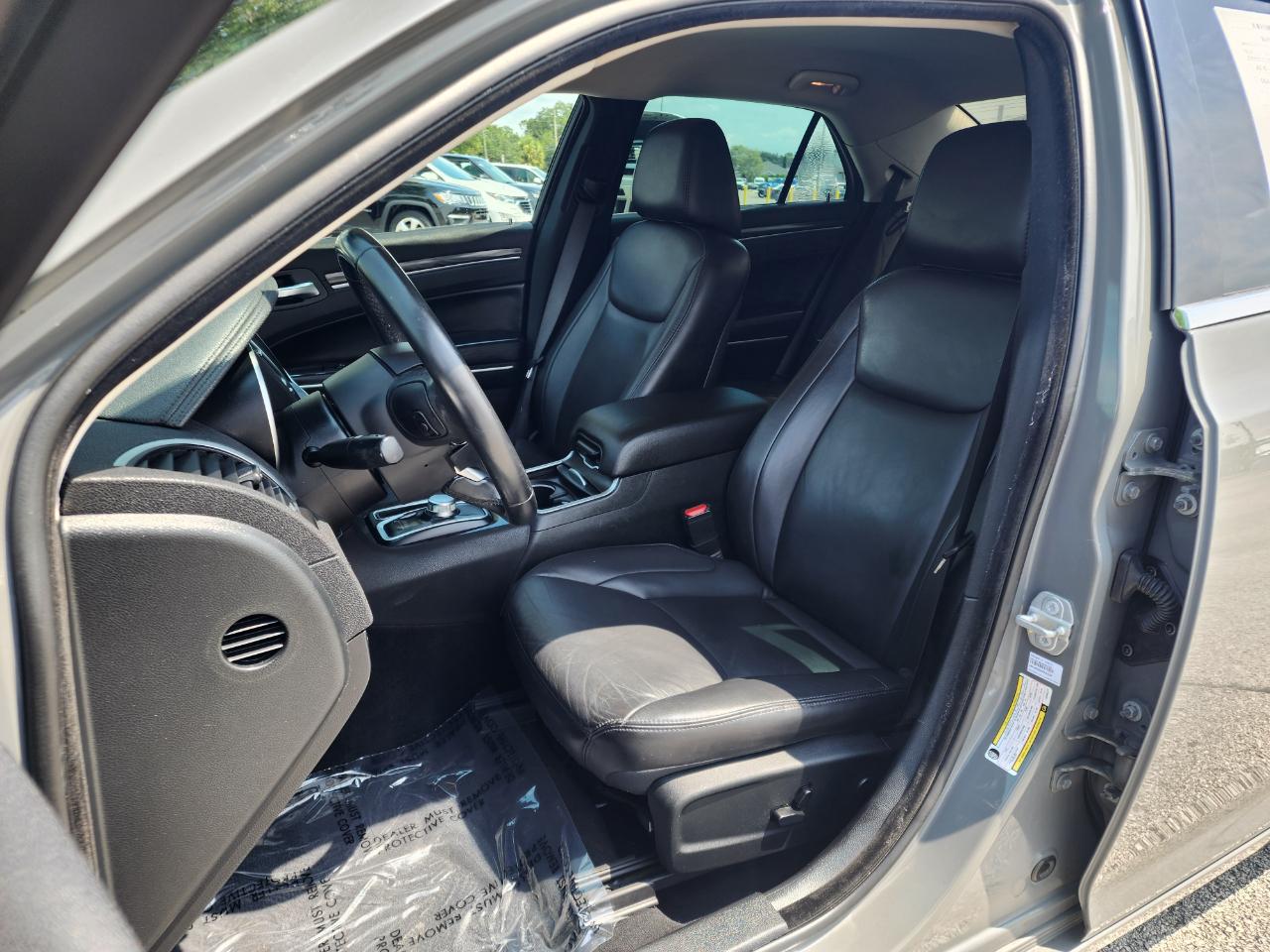 Chrysler 300 Touring L RWD 2018