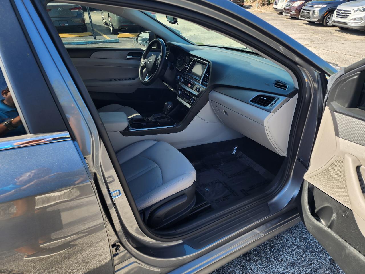 Hyundai Sonata SEL 2.4L 2019
