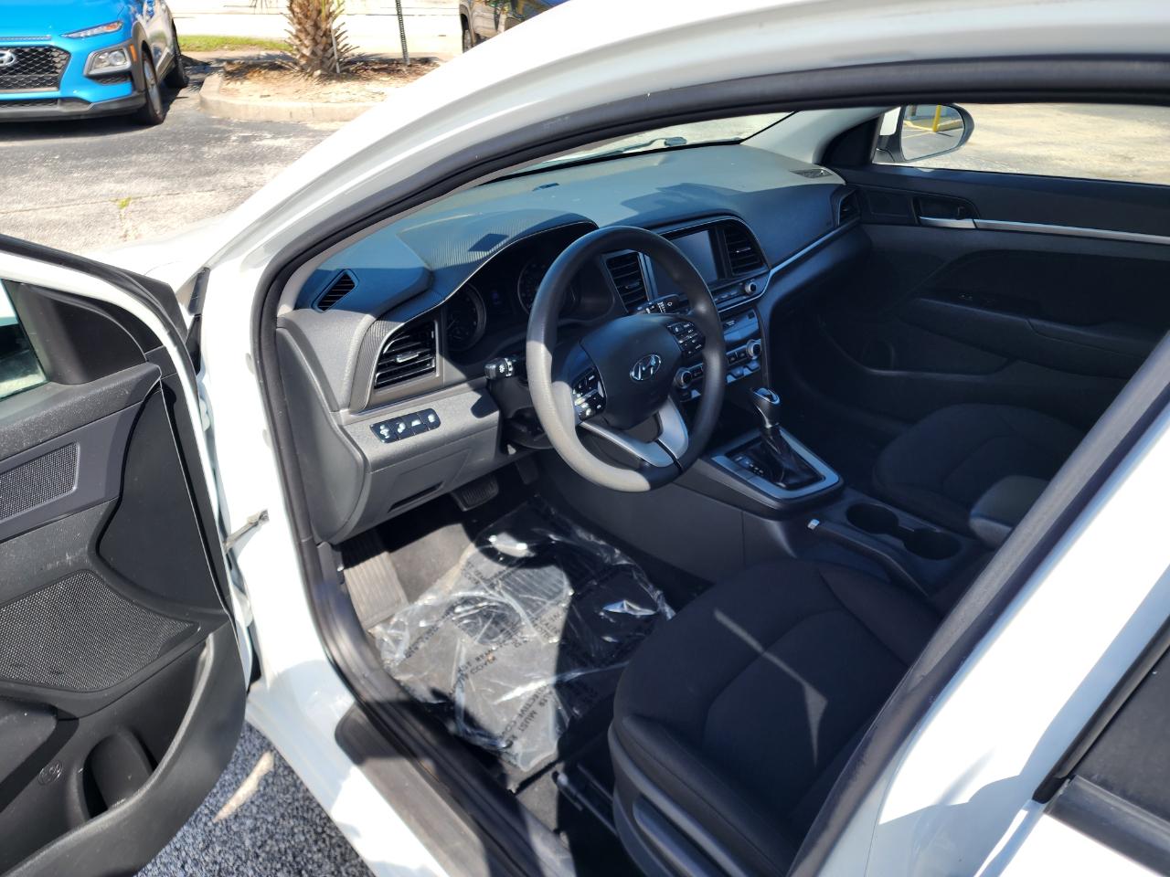 Hyundai Elantra SEL IVT 2020