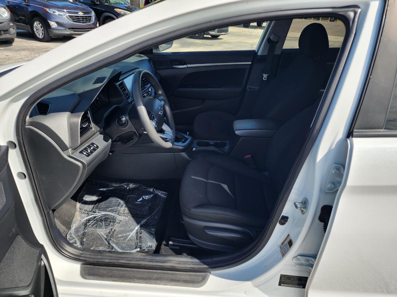 Hyundai Elantra SEL IVT 2020