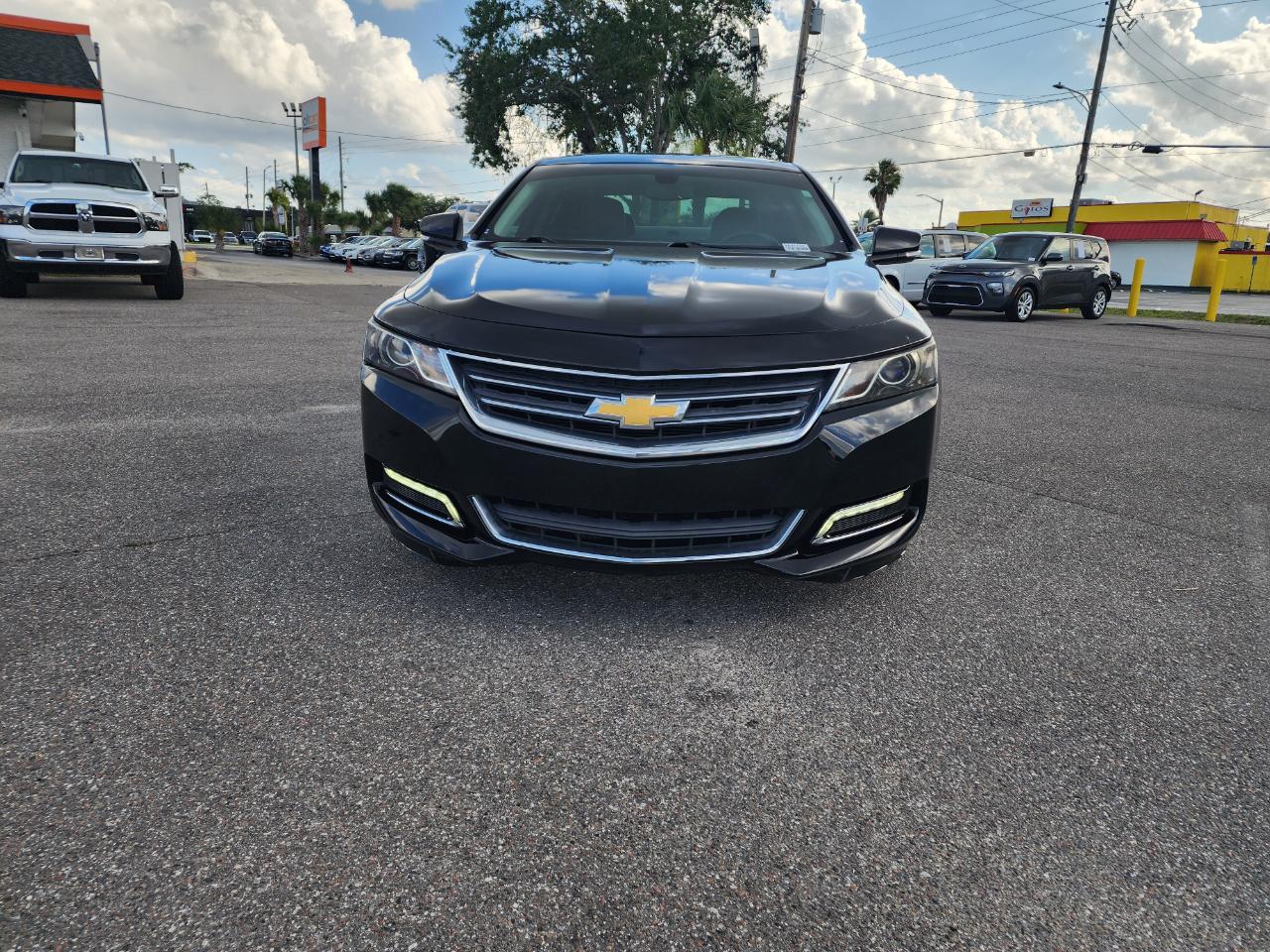 Chevrolet Impala 4dr Sdn LT w/1LT 2018