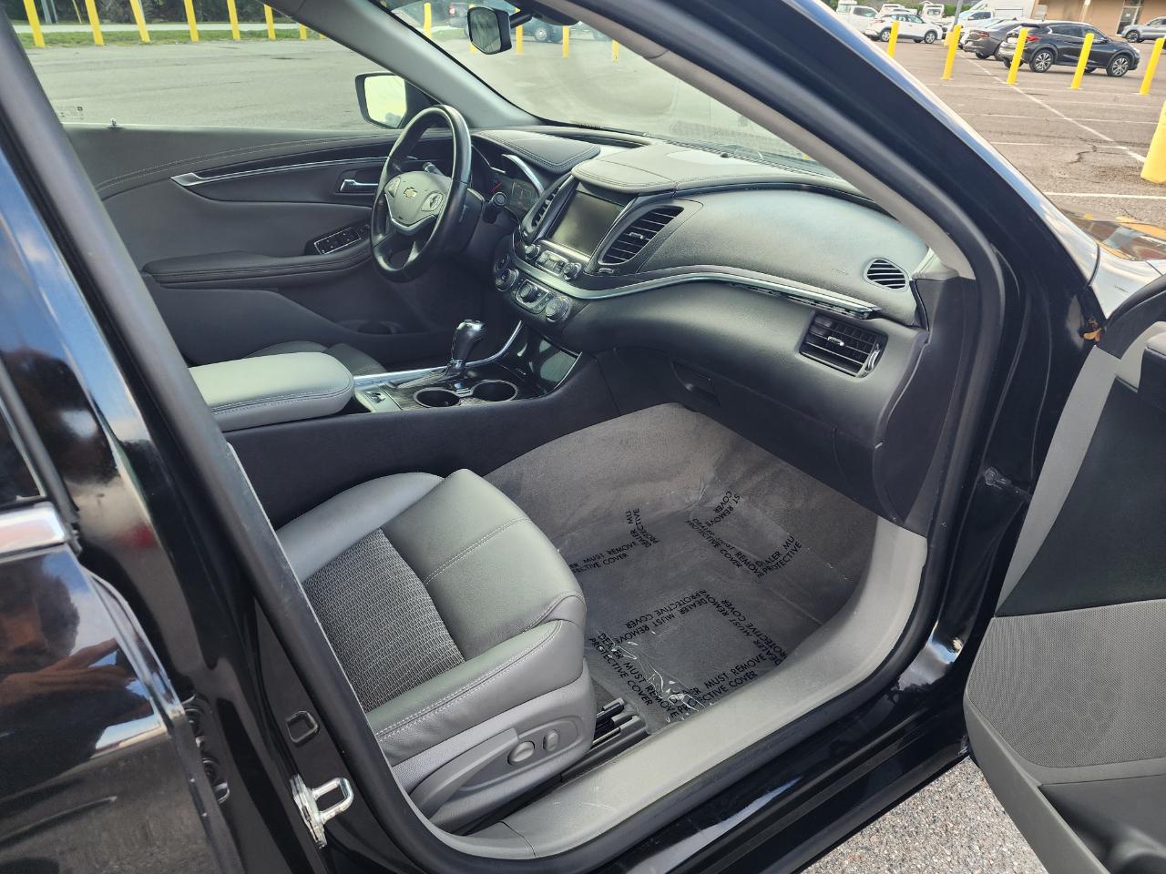 Chevrolet Impala 4dr Sdn LT w/1LT 2018