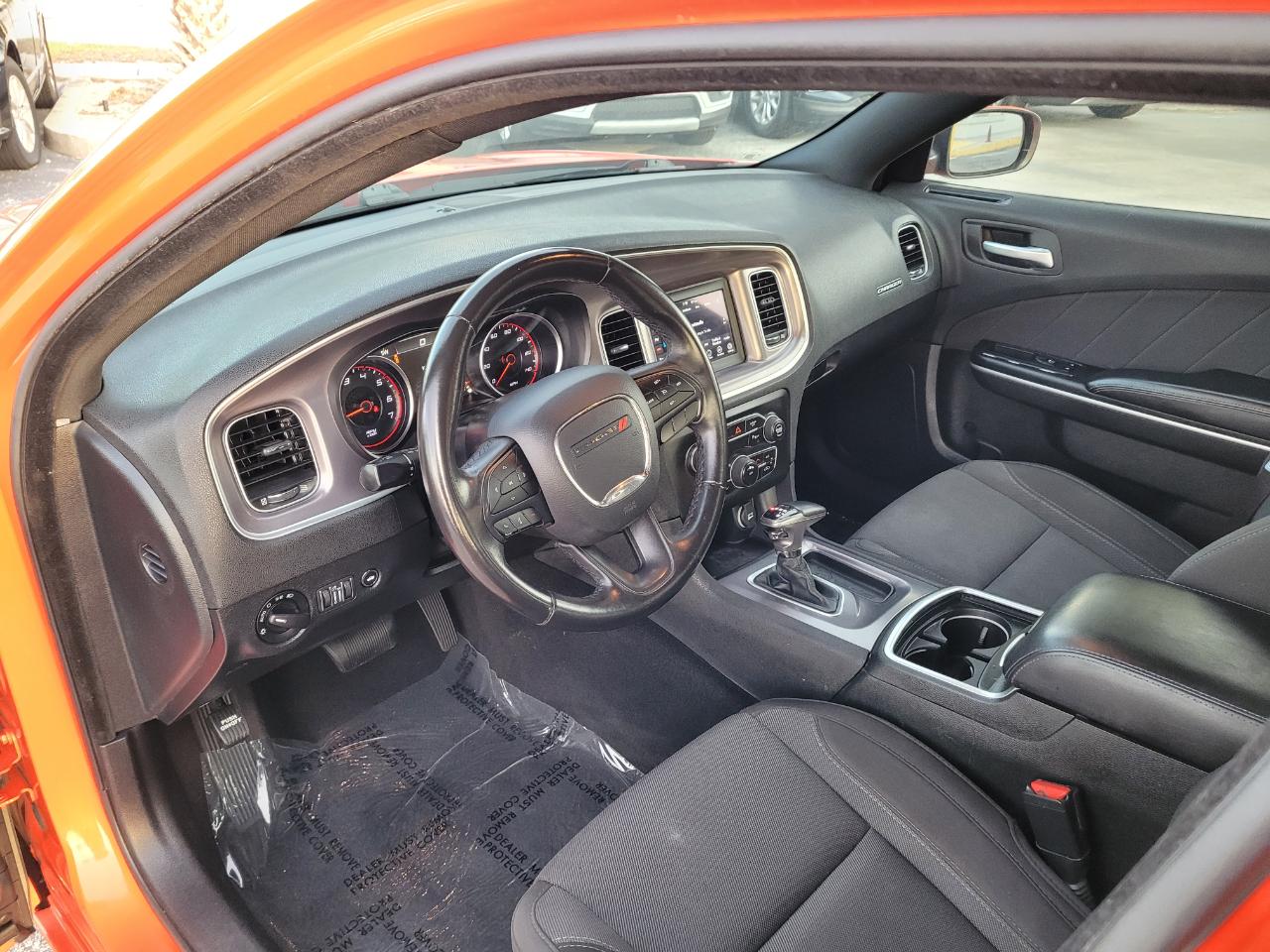 Dodge Charger SXT RWD 2019