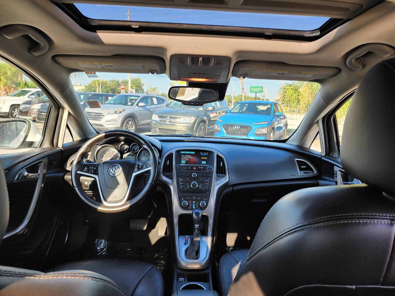Buick Verano 4dr Sdn Leather Group 2016