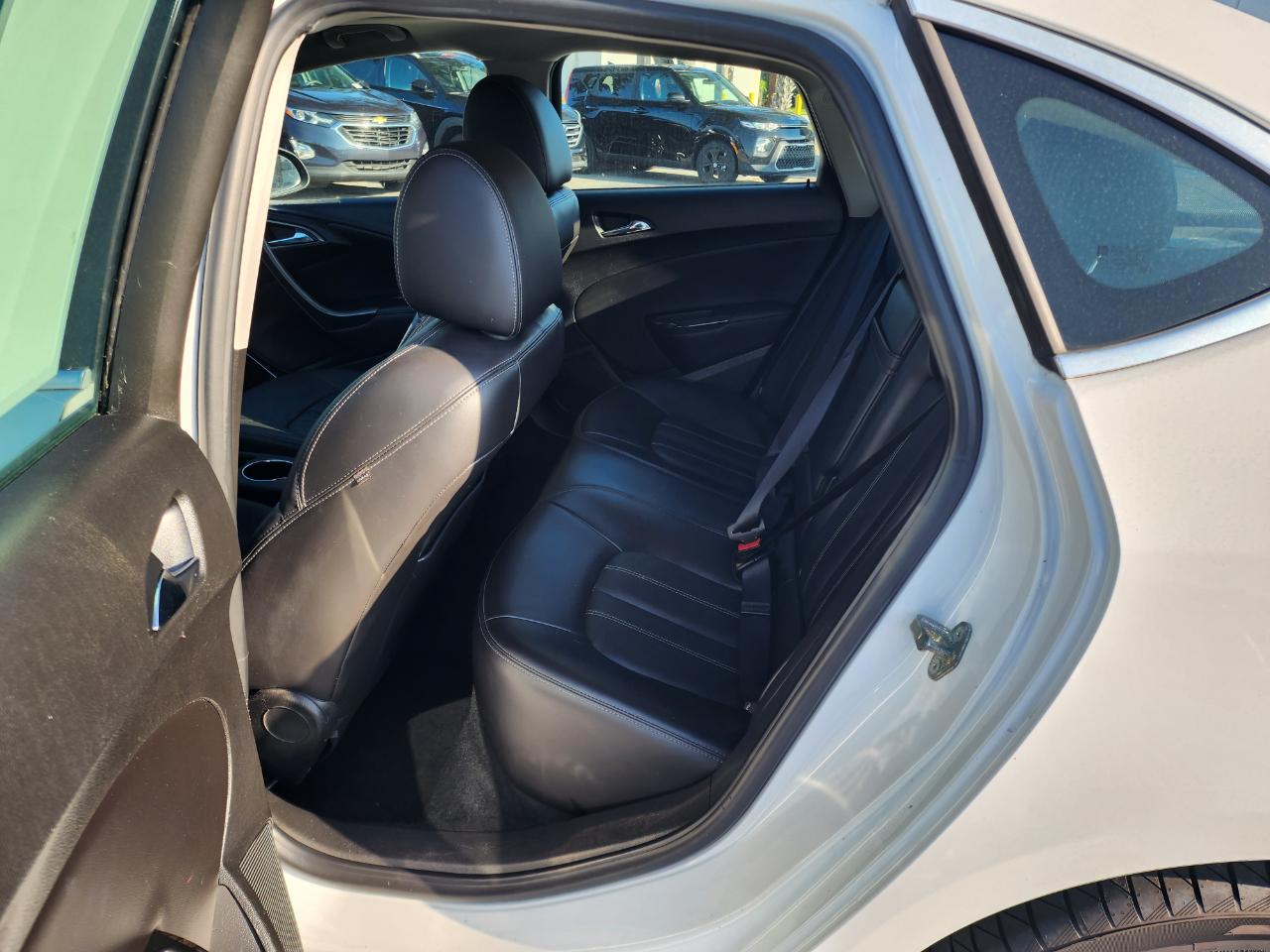 Buick Verano 4dr Sdn Leather Group 2016