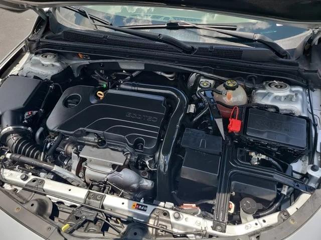 Chevrolet Malibu 4dr Sdn LT 2021
