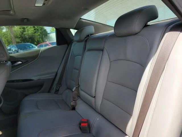 Chevrolet Malibu 4dr Sdn Premier w/2LZ 2017