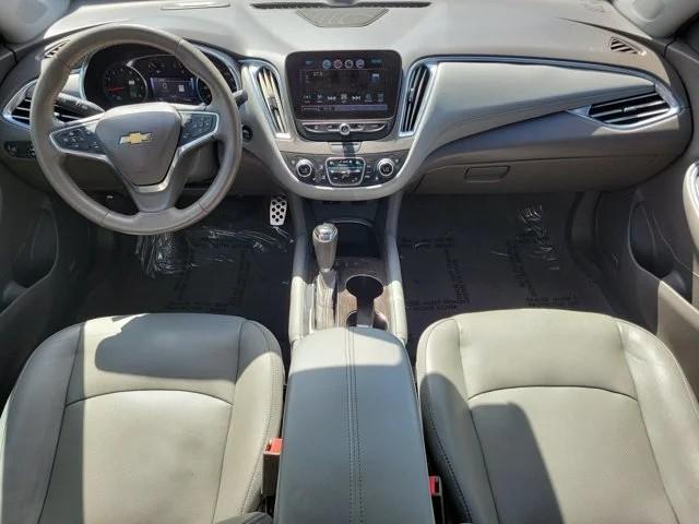Chevrolet Malibu 4dr Sdn Premier w/2LZ 2017