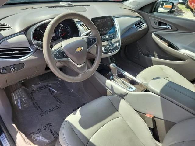 Chevrolet Malibu 4dr Sdn Premier w/2LZ 2017