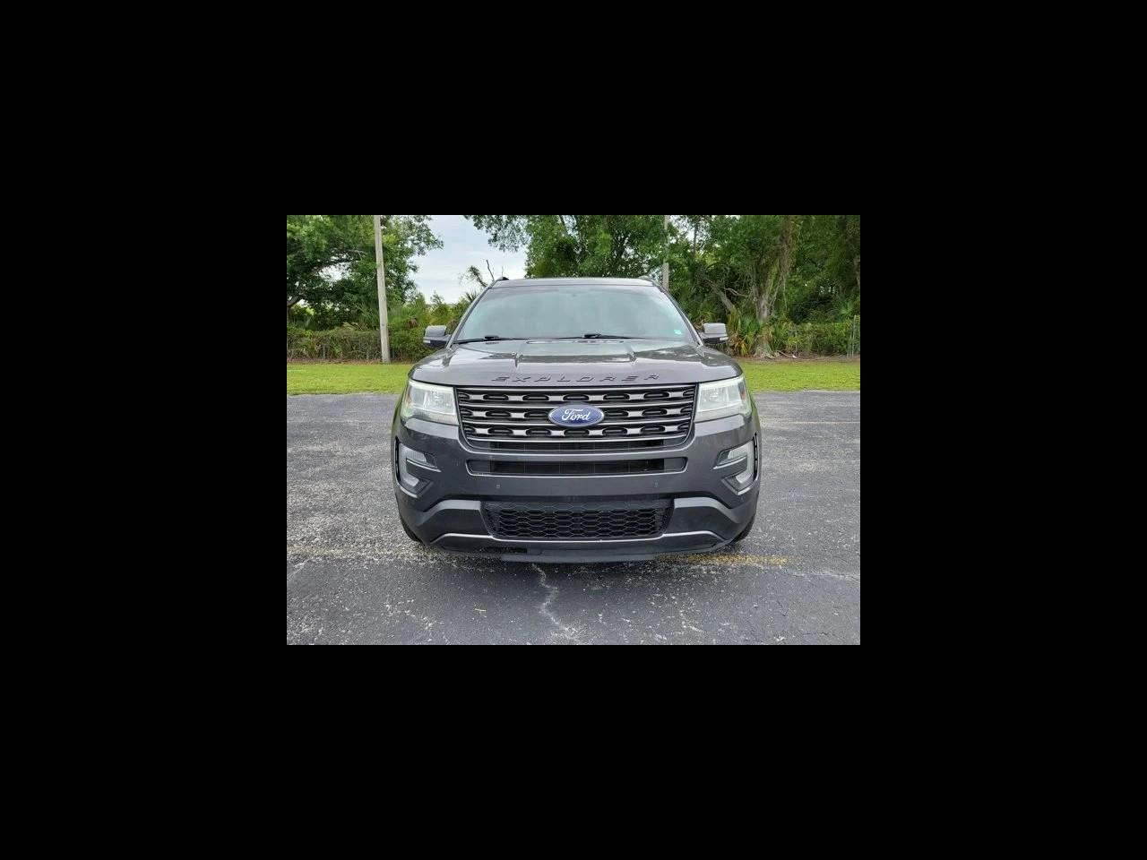 Ford Explorer XLT FWD 2017