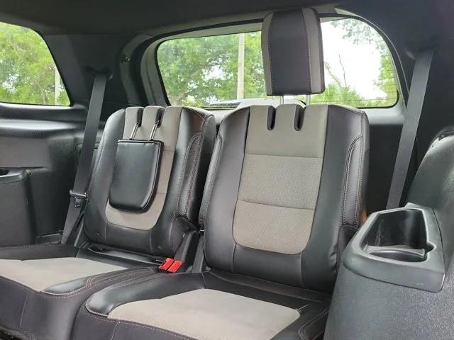 Ford Explorer XLT FWD 2017