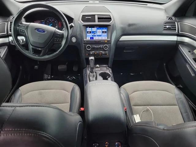 Ford Explorer XLT FWD 2017